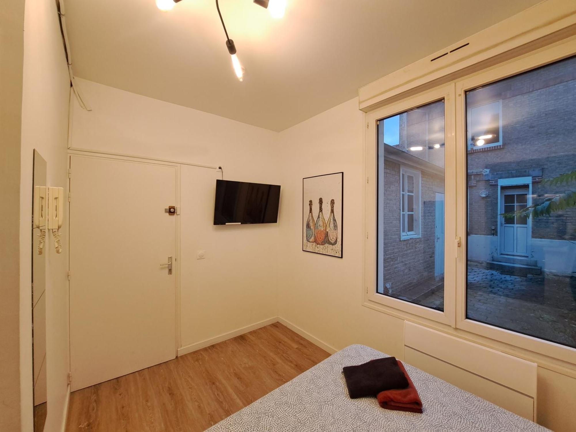 Ochorios, Studio Cosy Apartment Reims Luaran gambar